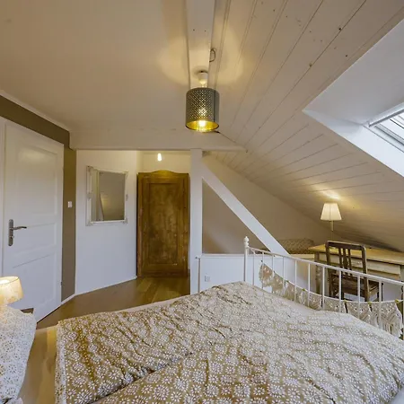 Happy Hugle Haus Daire